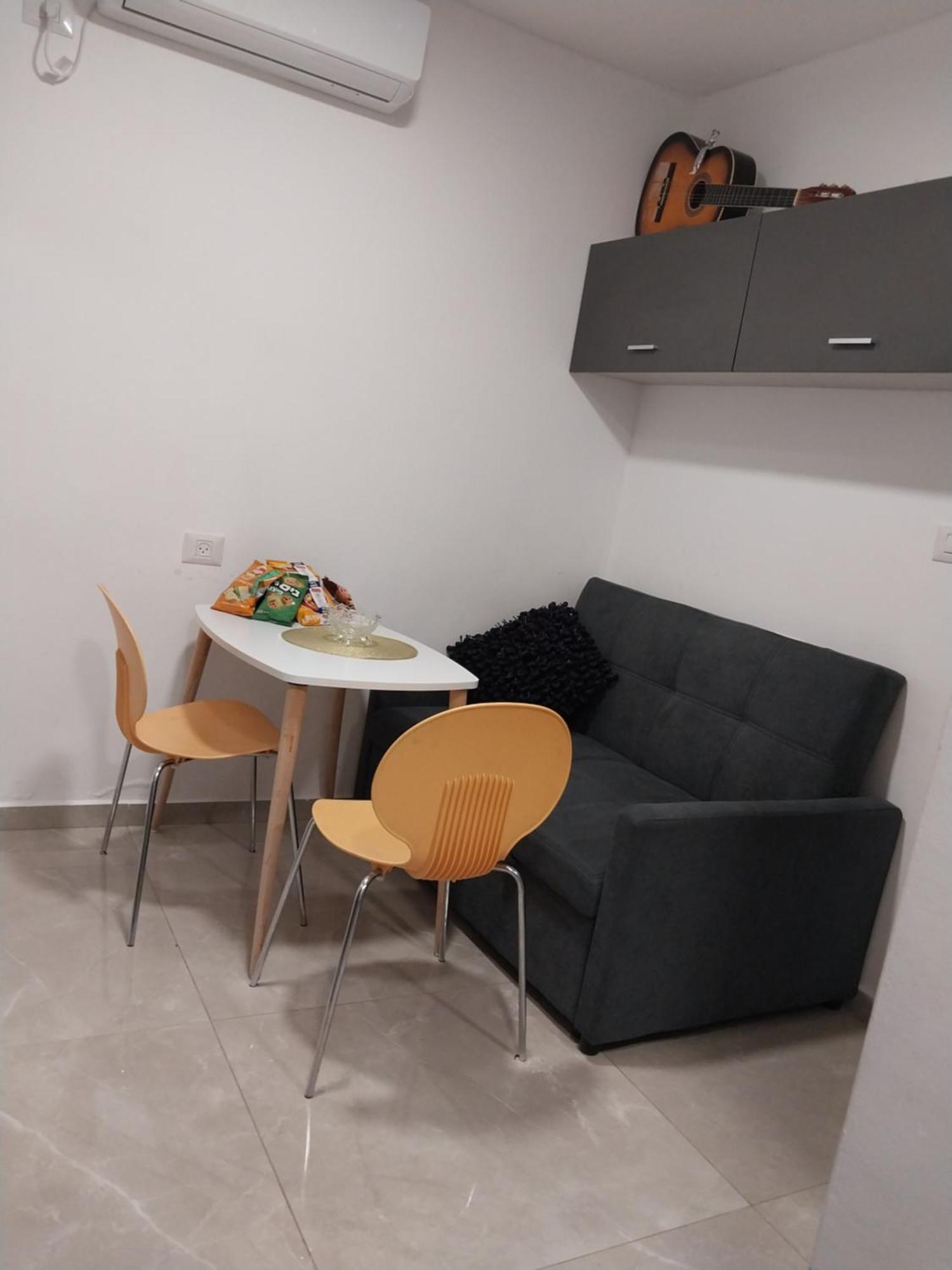 Апартаменты שירת דבורה בבני ברק Giv'at Shemu'el Экстерьер фото